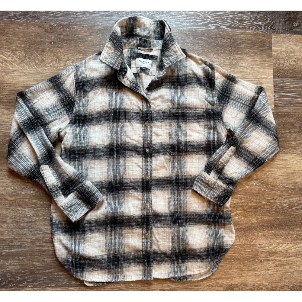 American Eagle Women S Black Cream Plaid Flannel Button Down Shirt Cotton Pocket